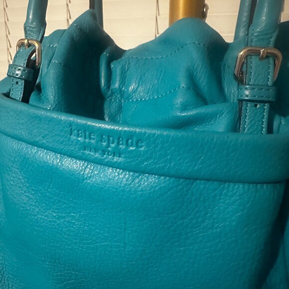 Kate Spade NY teal bucket bag - Picture 2 of 2